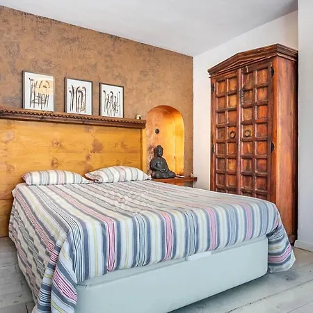 Apartment Atico Design House